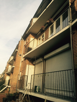 Betonherstel aan een balkon in Zeist